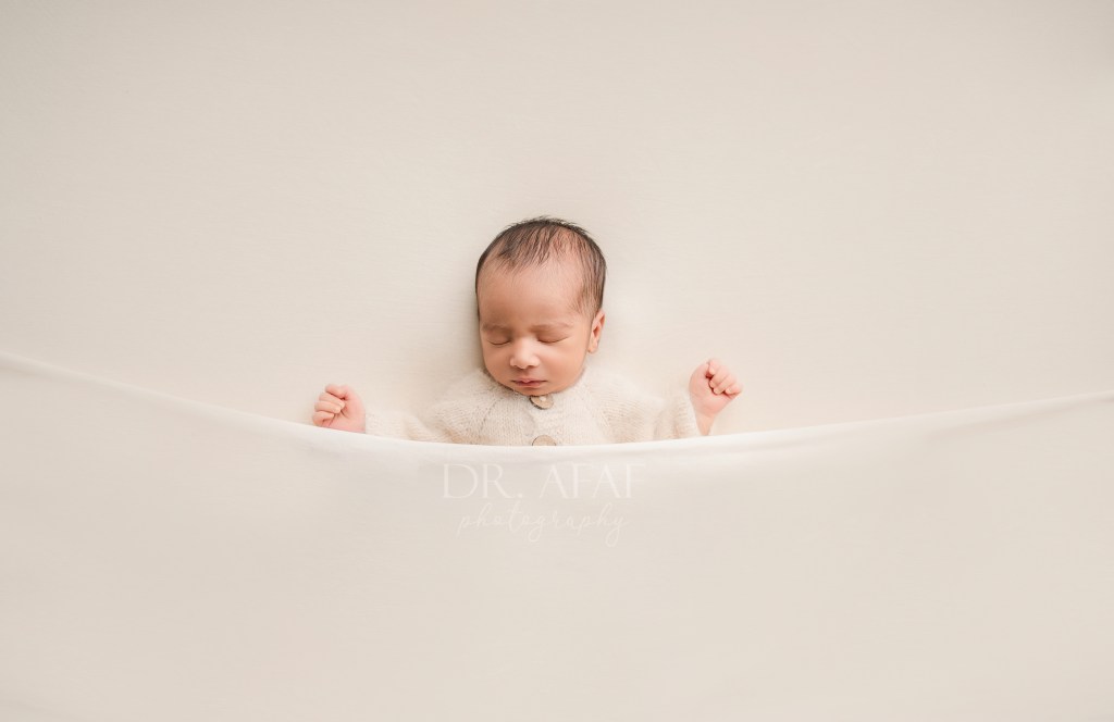 From Click to Keepsake: A Sneak Peek at My Newborn Photo Session Final Gallery